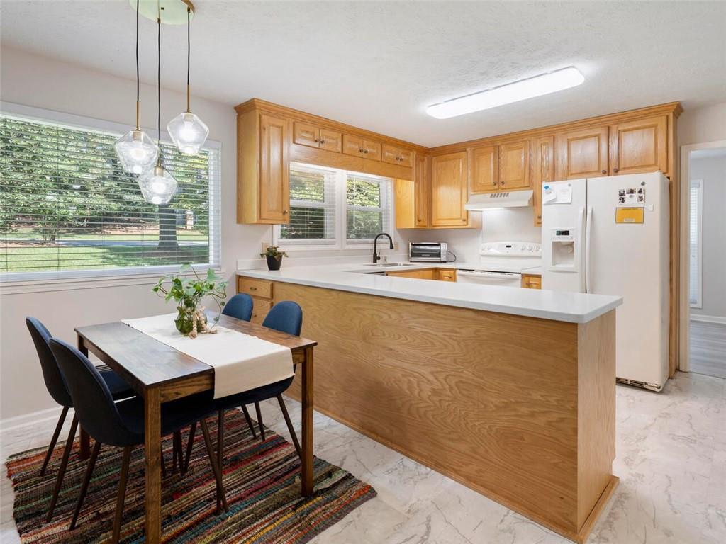 4636 Lou Ivy Road