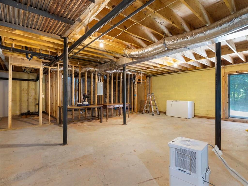 4636 Lou Ivy Road