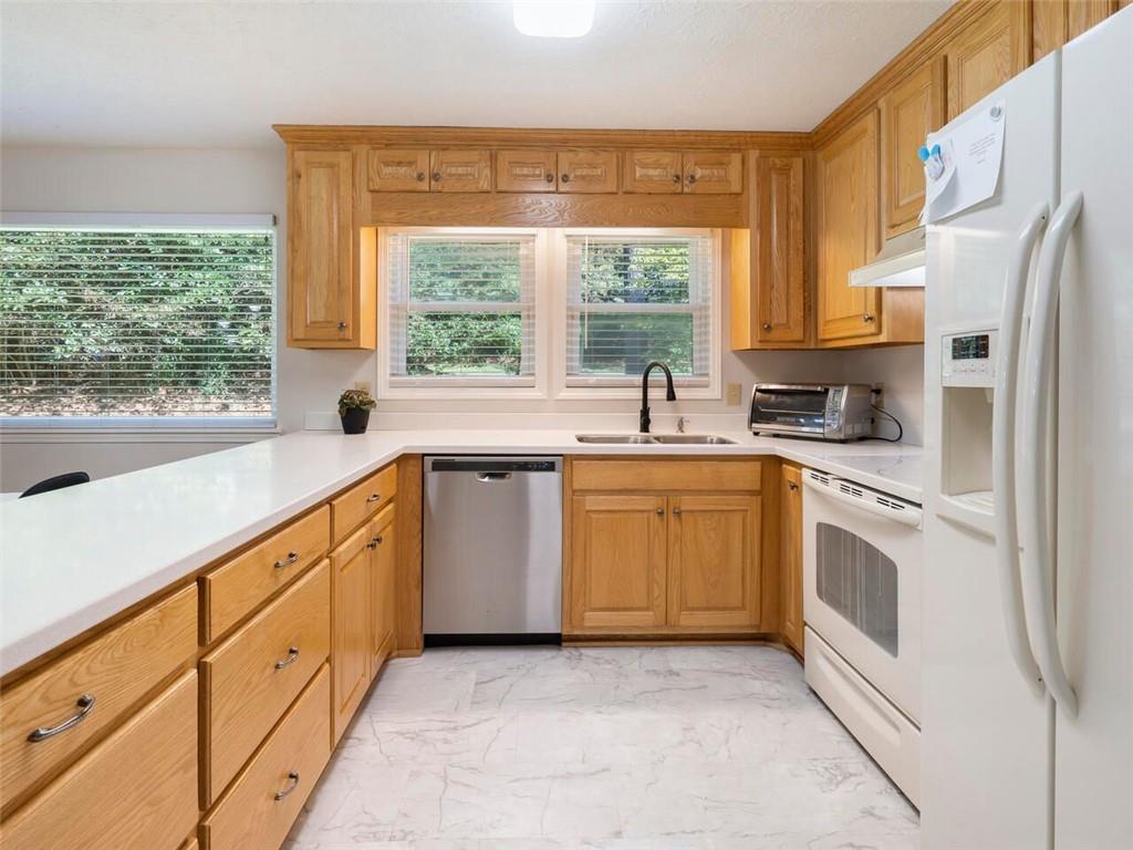 4636 Lou Ivy Road