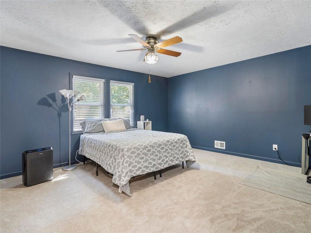 4636 Lou Ivy Road