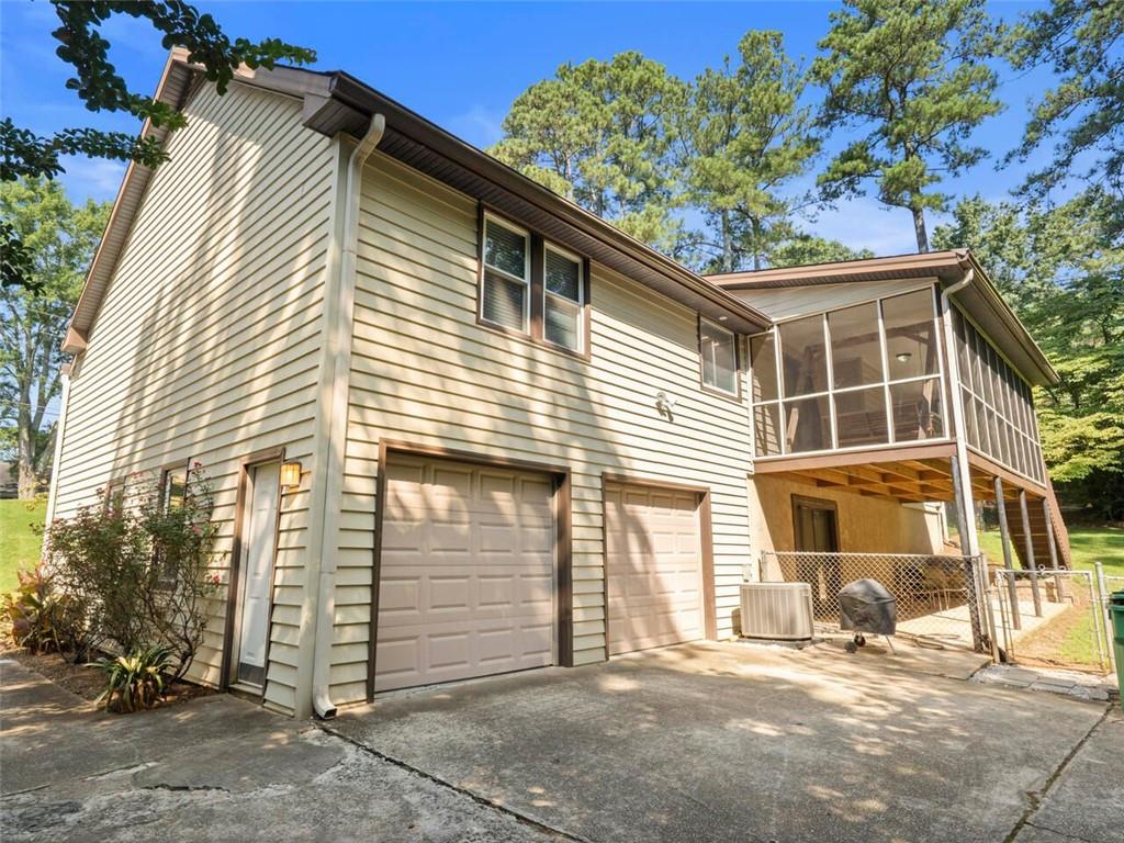 4636 Lou Ivy Road