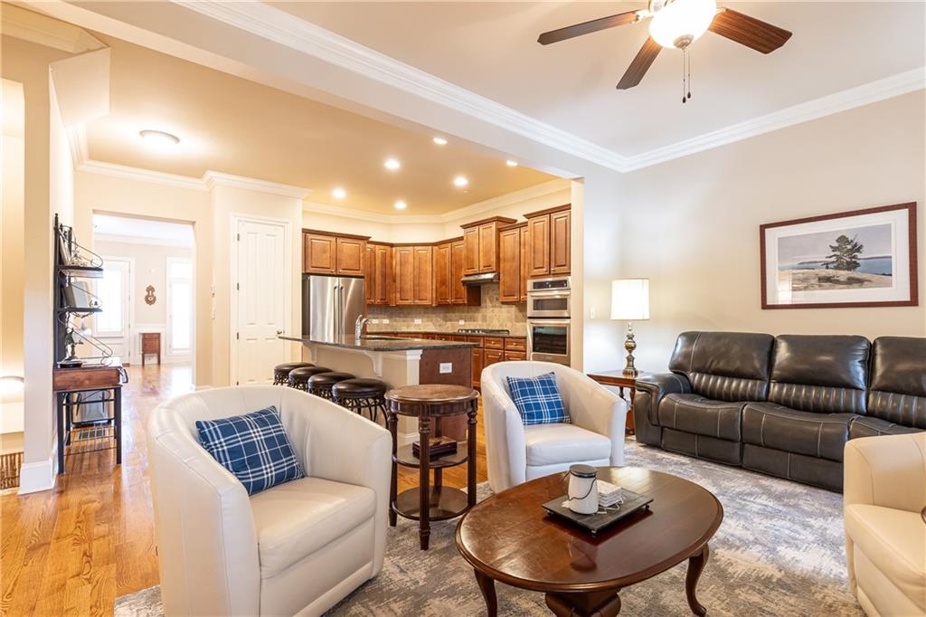 155 Alderwood Hill