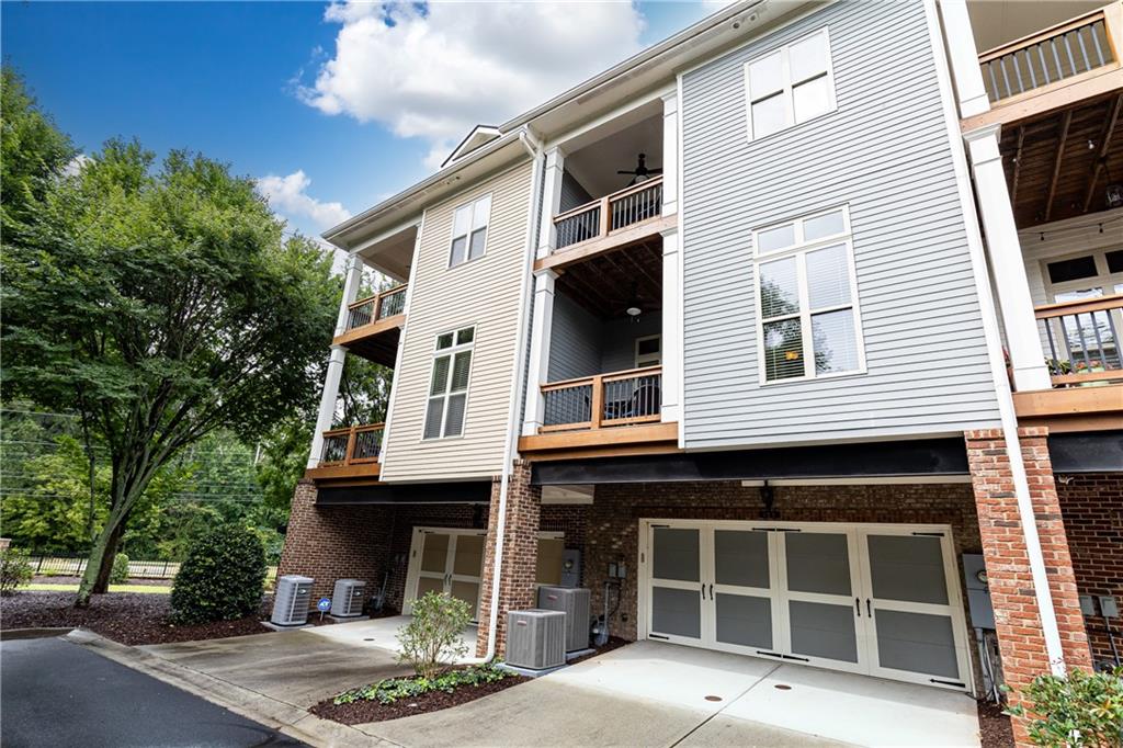 155 Alderwood Hill