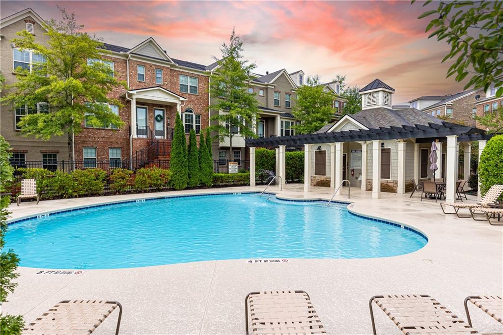 155 Alderwood Hill
