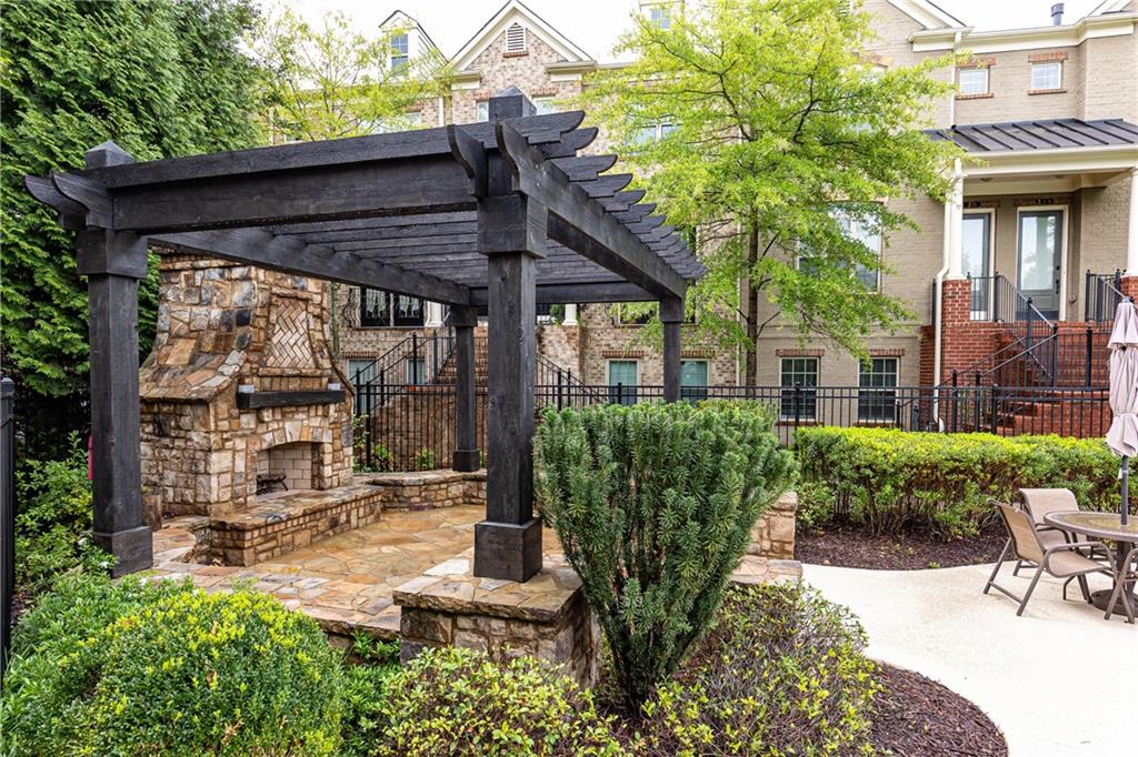 155 Alderwood Hill