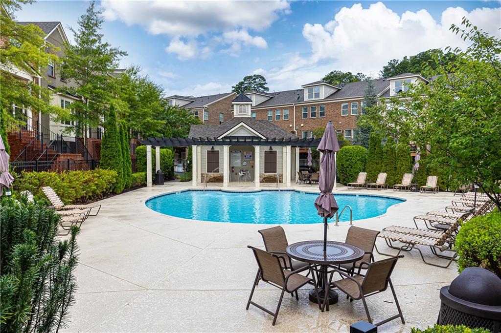 155 Alderwood Hill