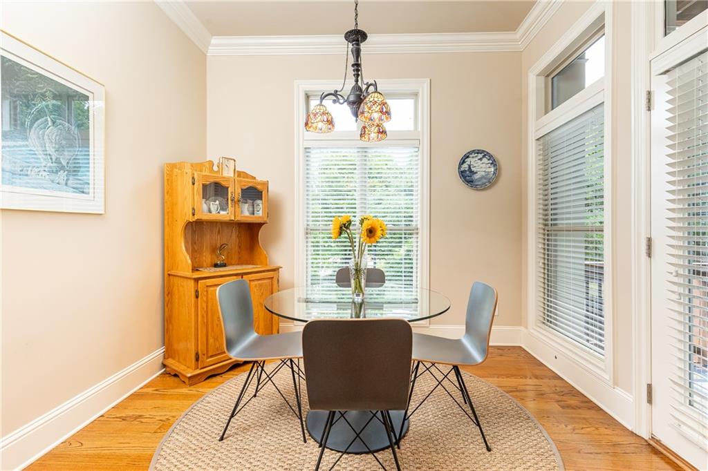 155 Alderwood Hill
