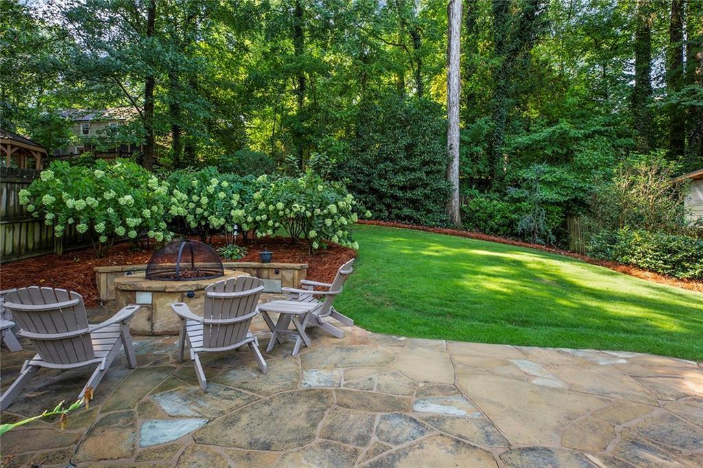 2588 Defoors Ferry Road