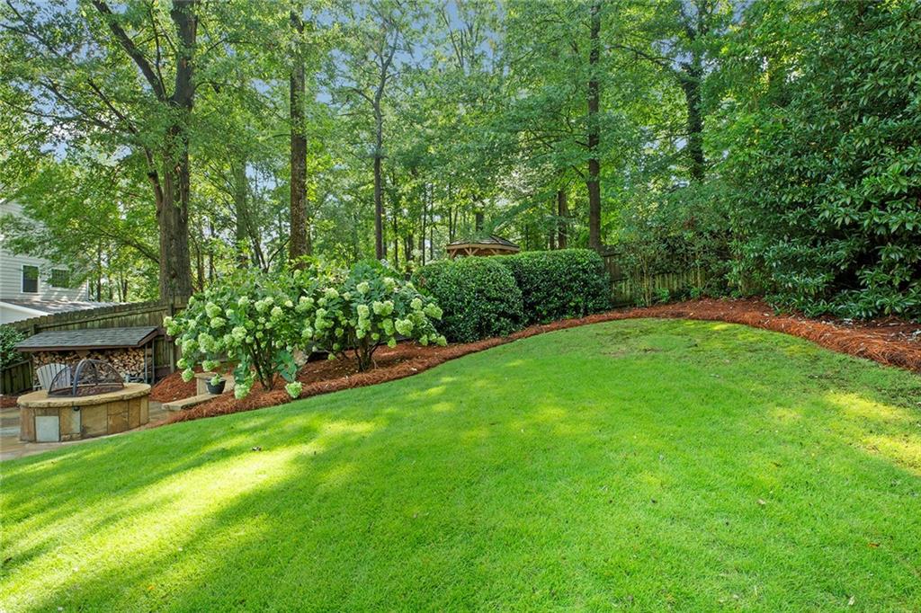 2588 Defoors Ferry Road