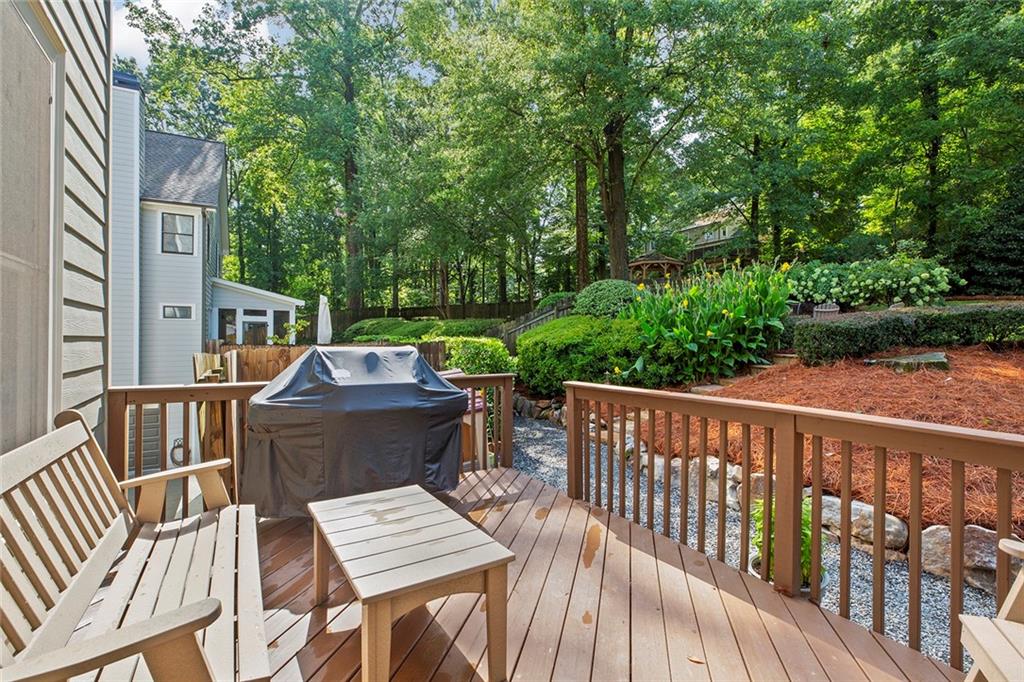 2588 Defoors Ferry Road