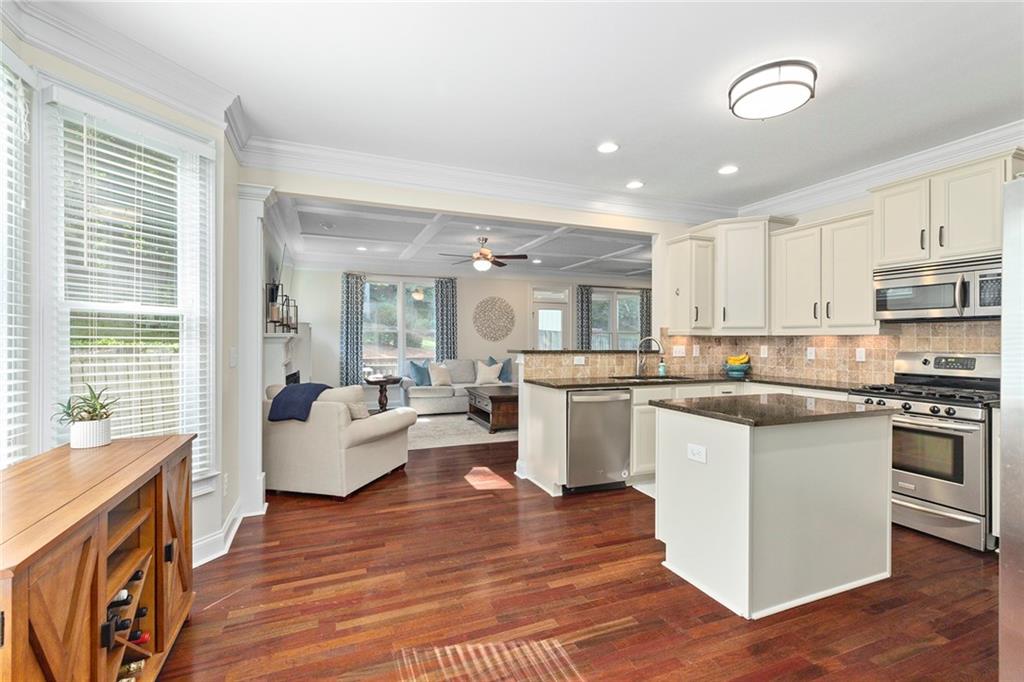 2588 Defoors Ferry Road
