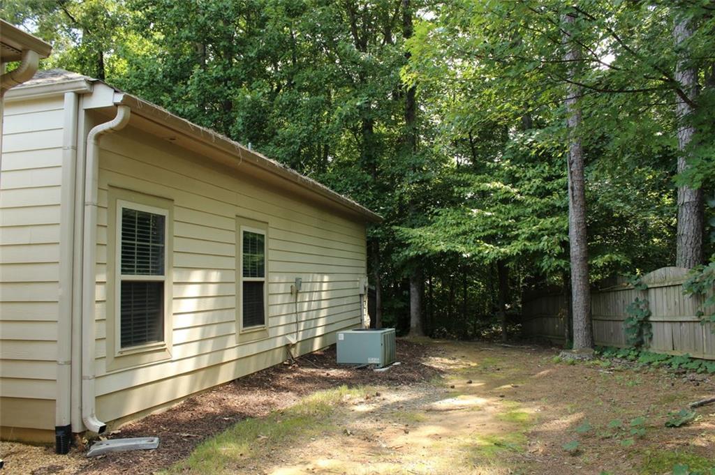 228 OAKLEAF Drive