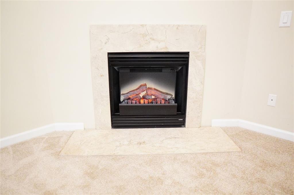 228 OAKLEAF Drive