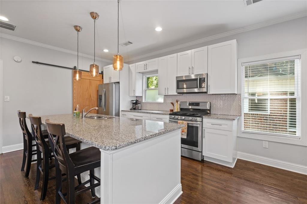 1543 Pineview Terrace