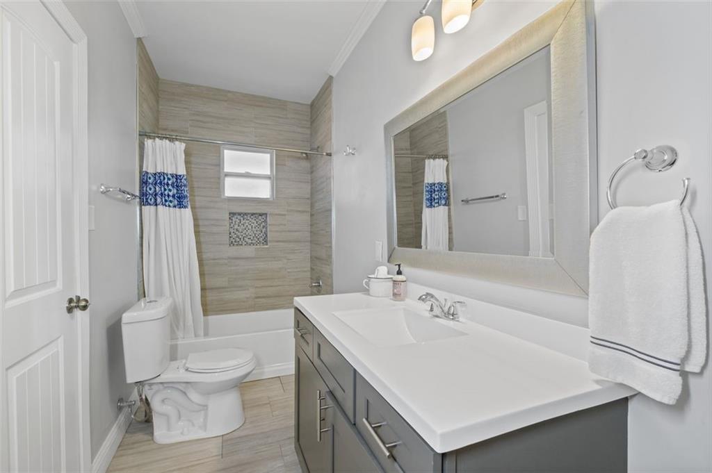 1543 Pineview Terrace