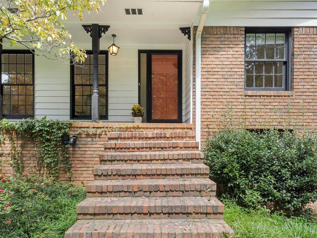 415 Forrest Avenue