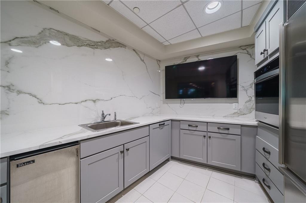 700 Park Regency Place NE Unit 1808