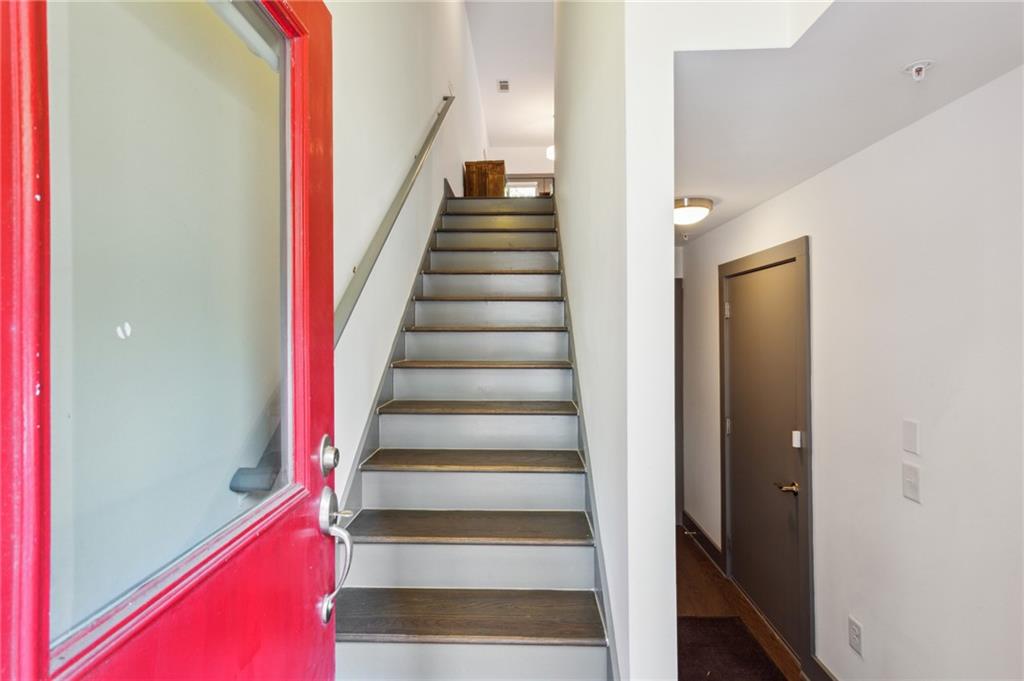 957 Moda Drive