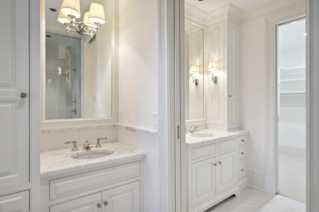 5 Ivy Chase NE