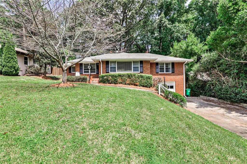 1422 Lively Ridge Road NE