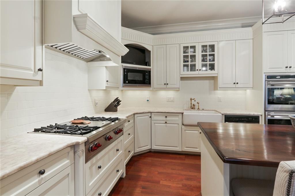 1 Drive NE Unit 205