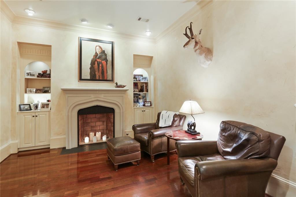1 Drive NE Unit 205