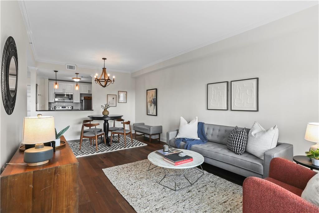 1074 Peachtree Walk NE Unit B422