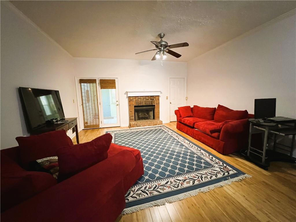 4004 Elm Street