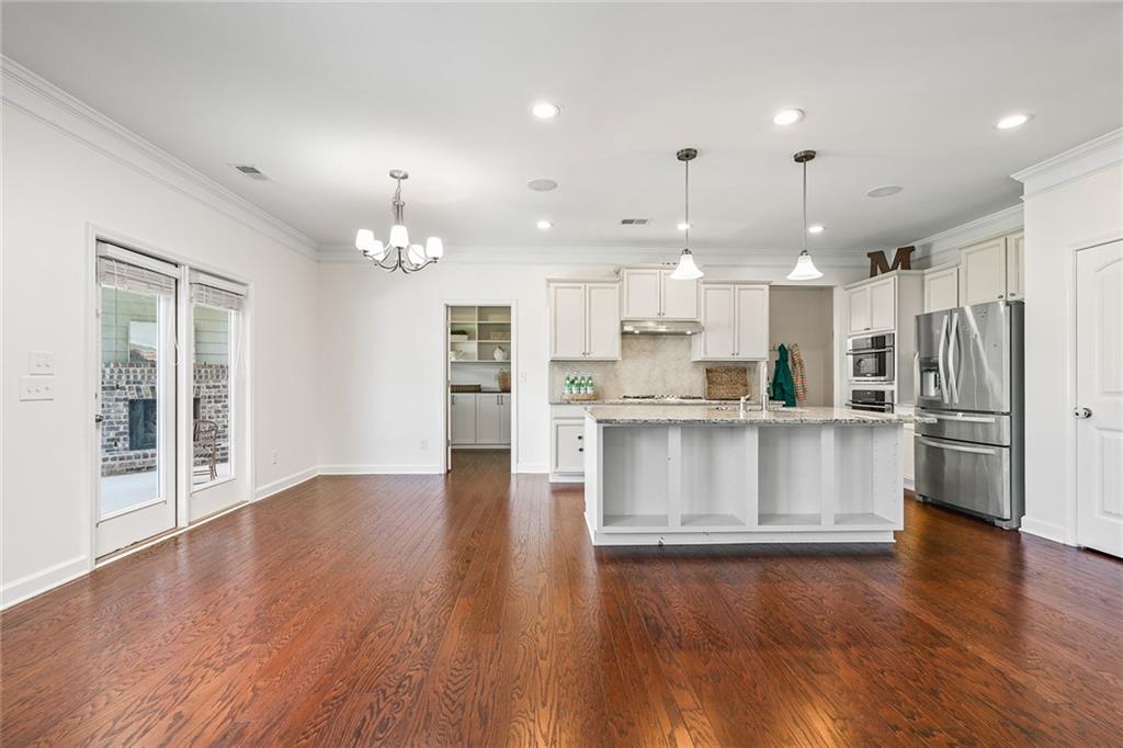 803 Melville Place