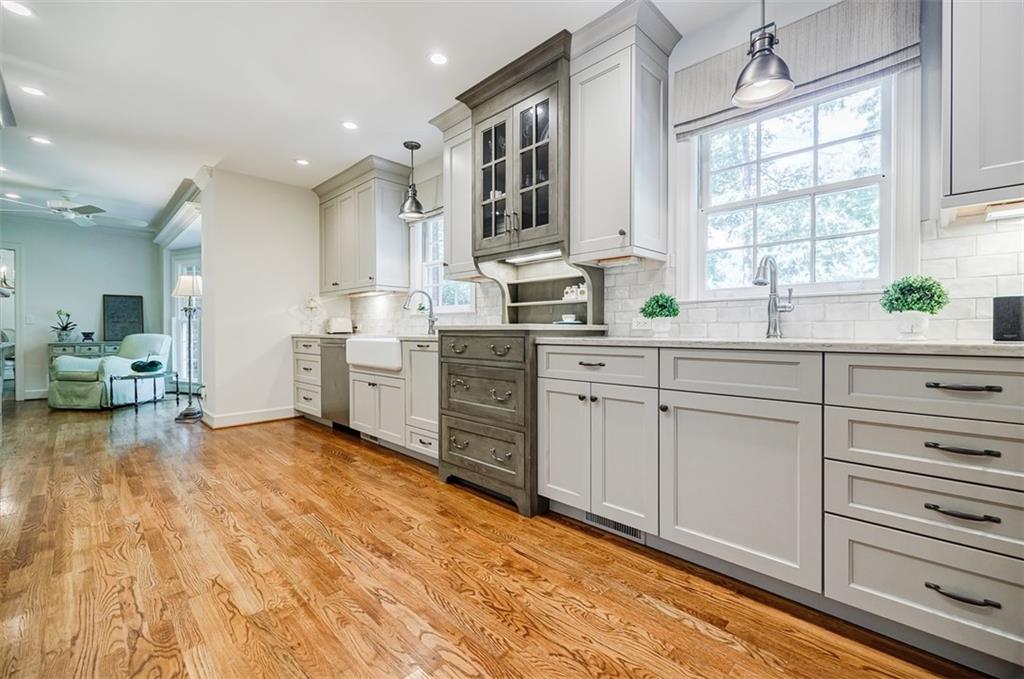 1585 Bakers Glen Drive