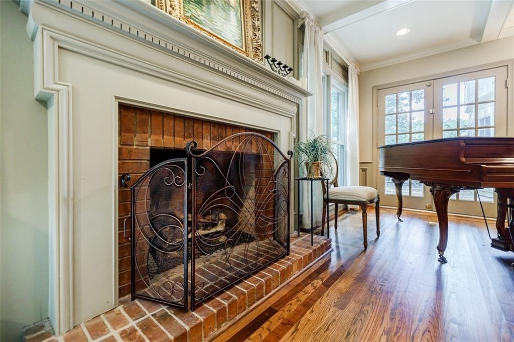 1585 Bakers Glen Drive