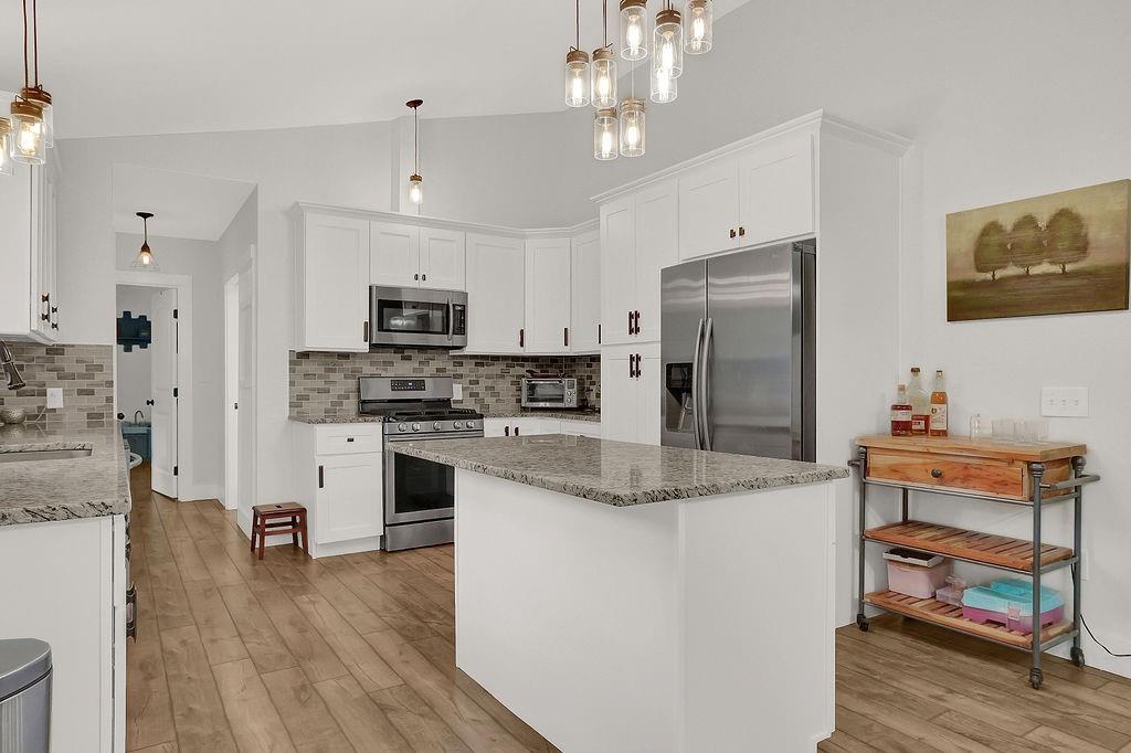 3597 Highway 136 E