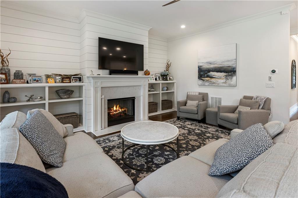 1124 Ralph Road NE