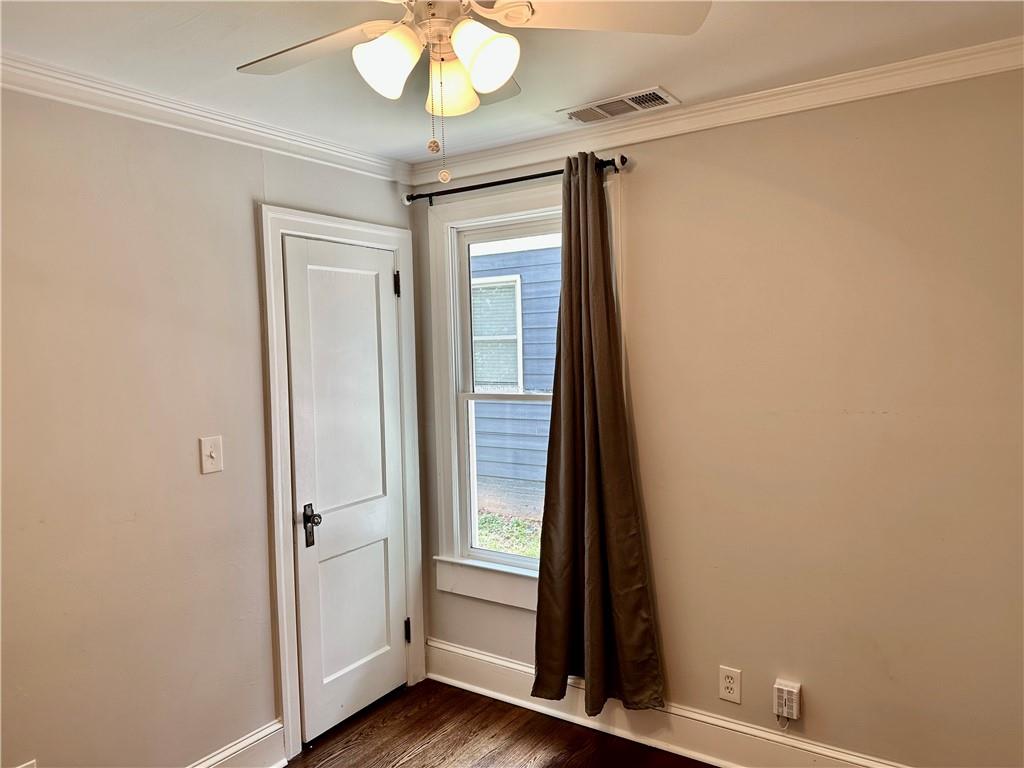 329 Deering Road NW