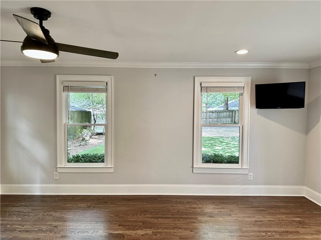 329 Deering Road NW