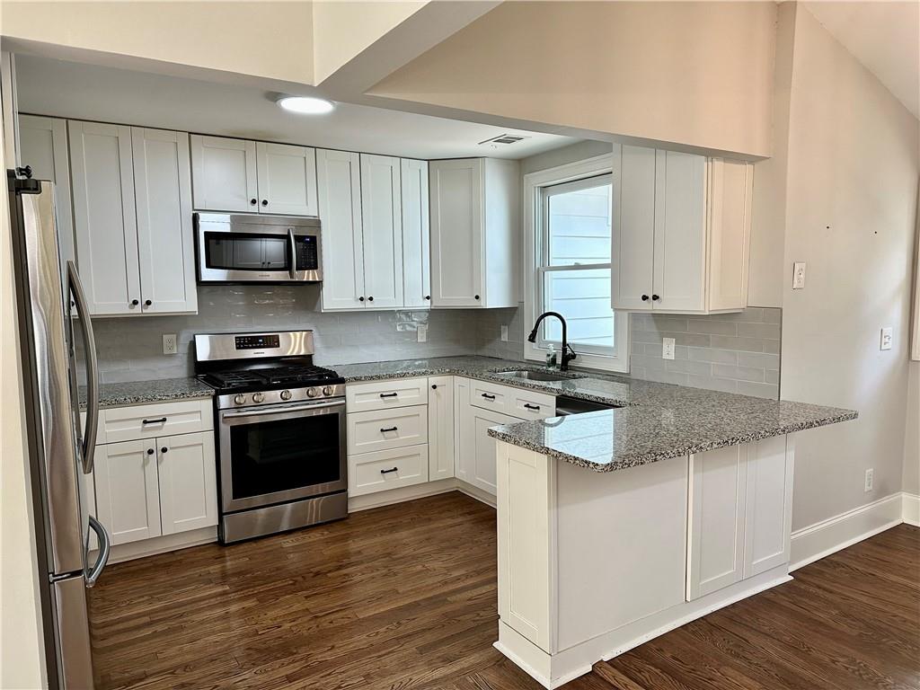 329 Deering Road NW