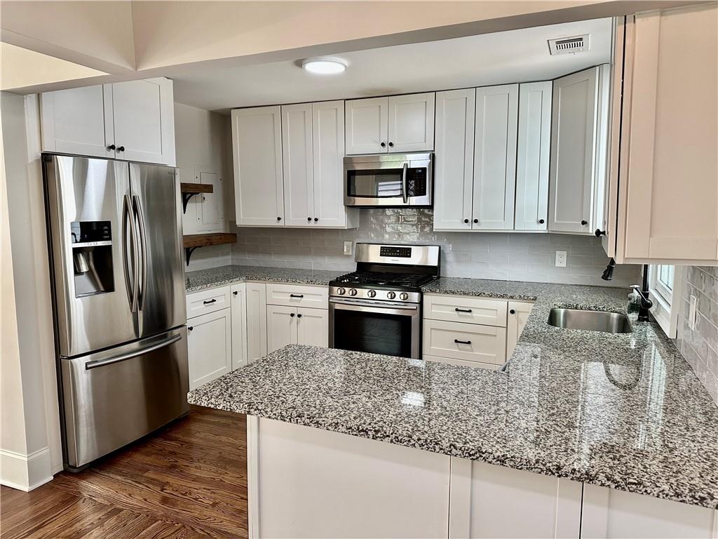 329 Deering Road NW