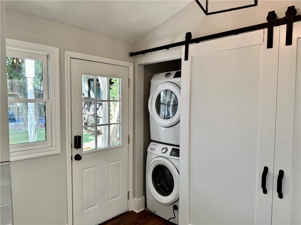 329 Deering Road NW