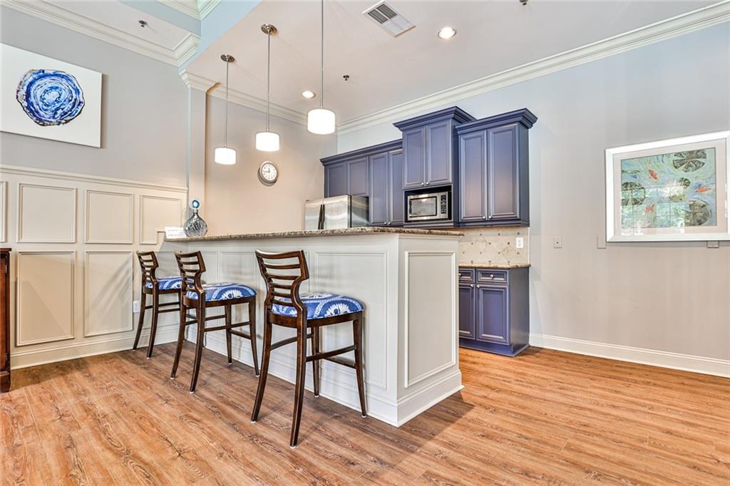 5480 Glenridge View Unit 2008