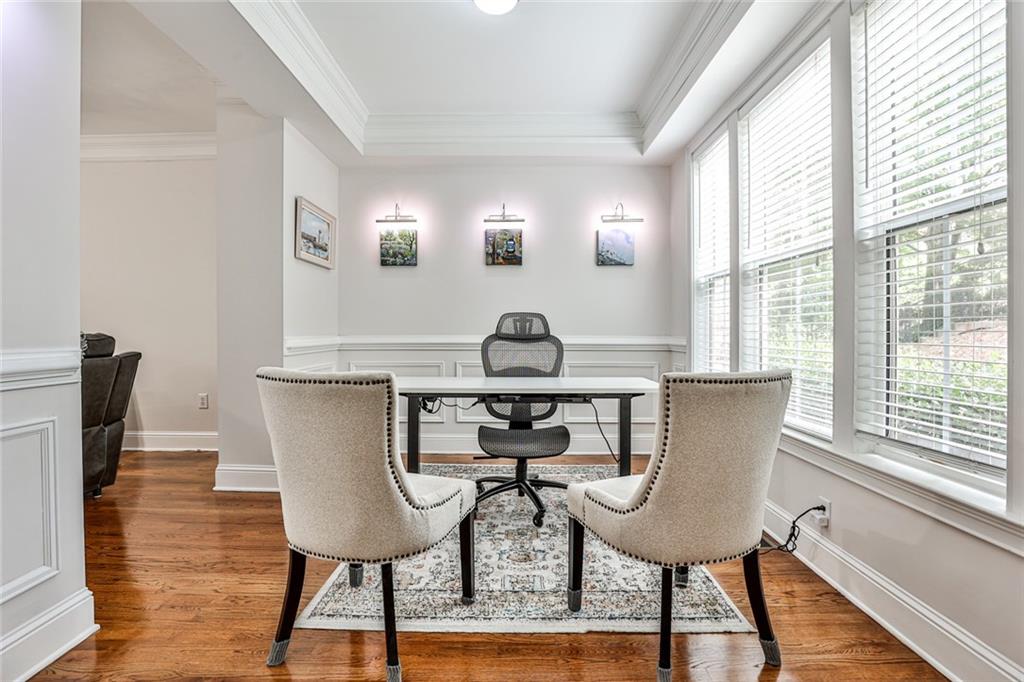 5480 Glenridge View Unit 2008