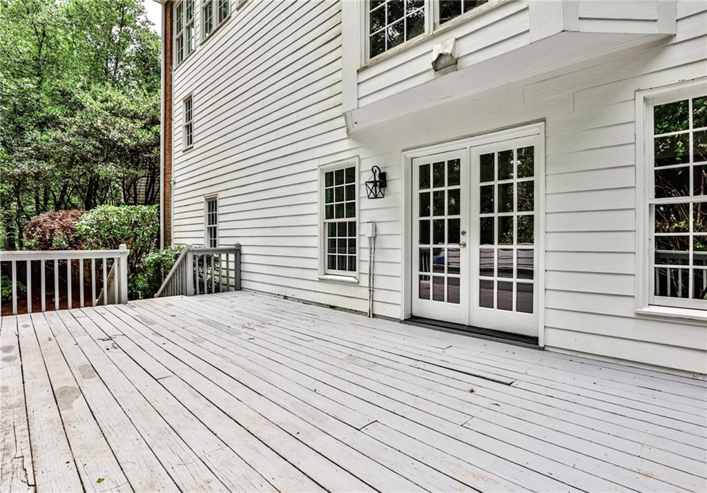 345 W Berwicke Common