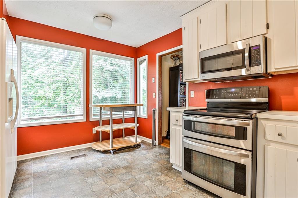 158 Farmington Drive