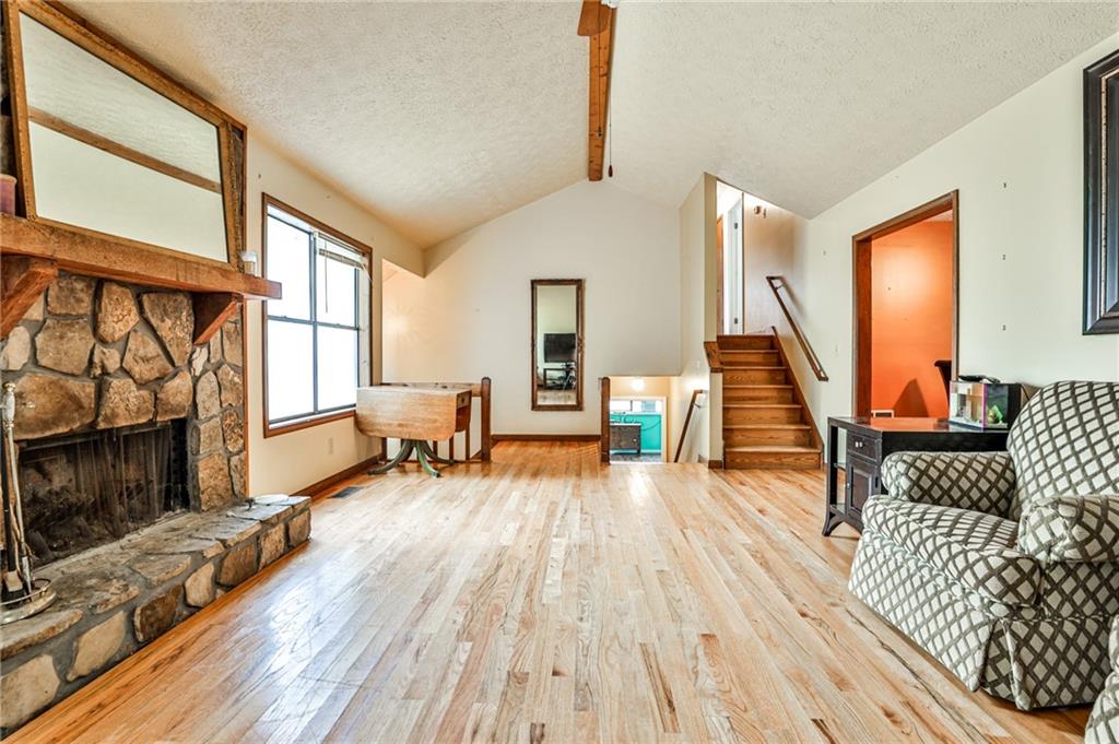 158 Farmington Drive