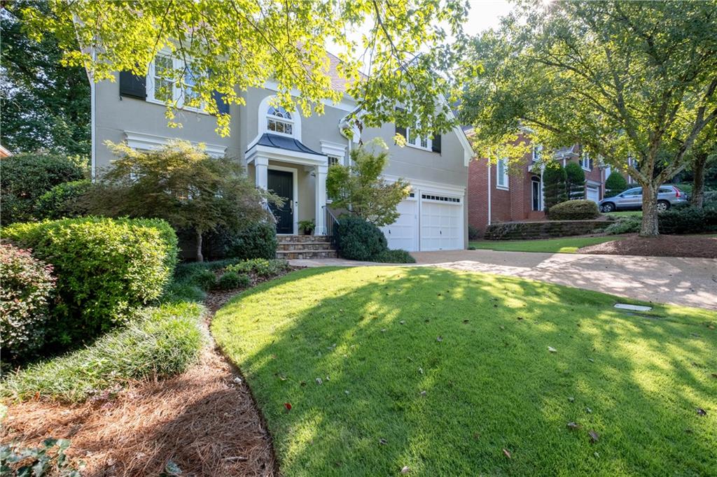 1058 Saint James Crossing NE
