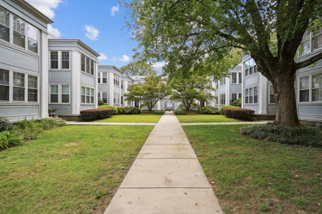 435 10th Street NE Unit 24