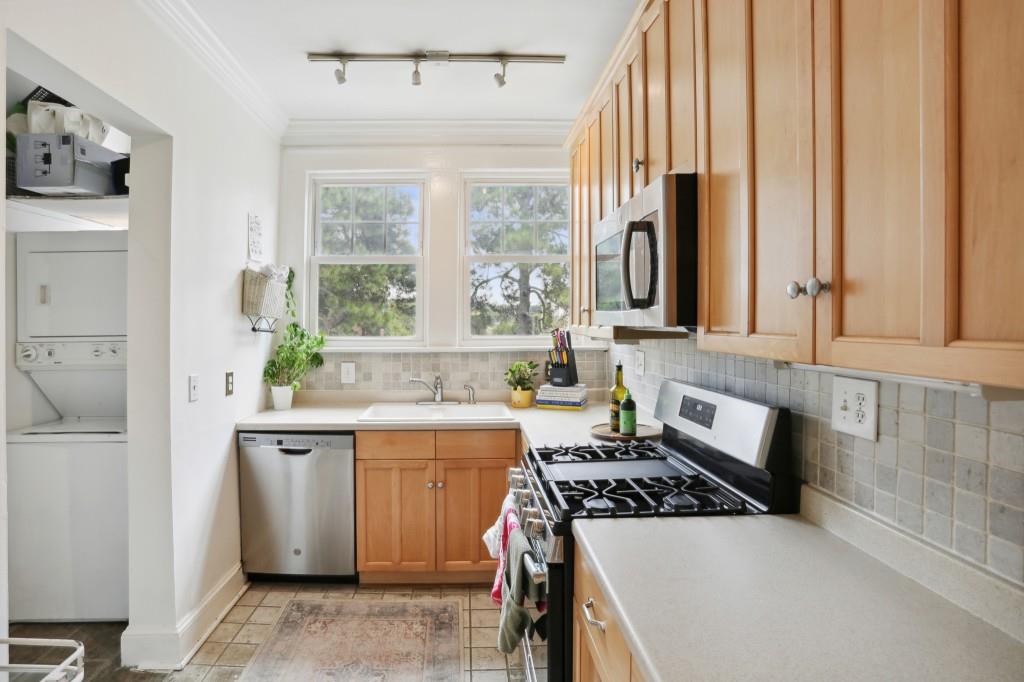 435 10th Street NE Unit 24