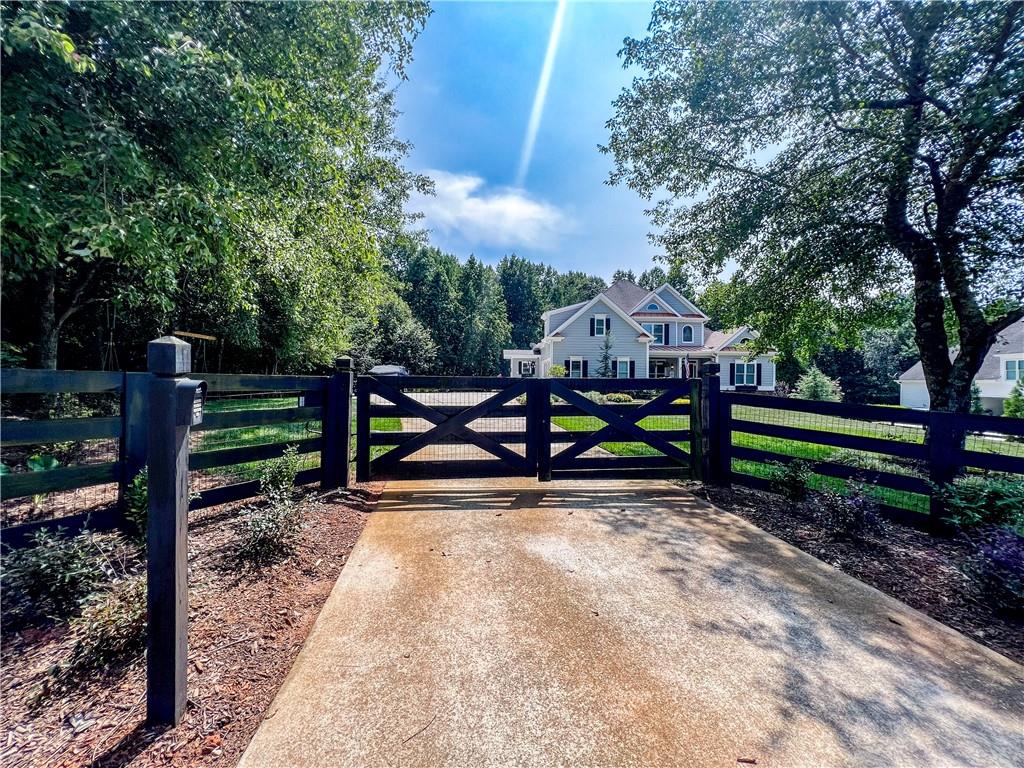 716 Goodson Road