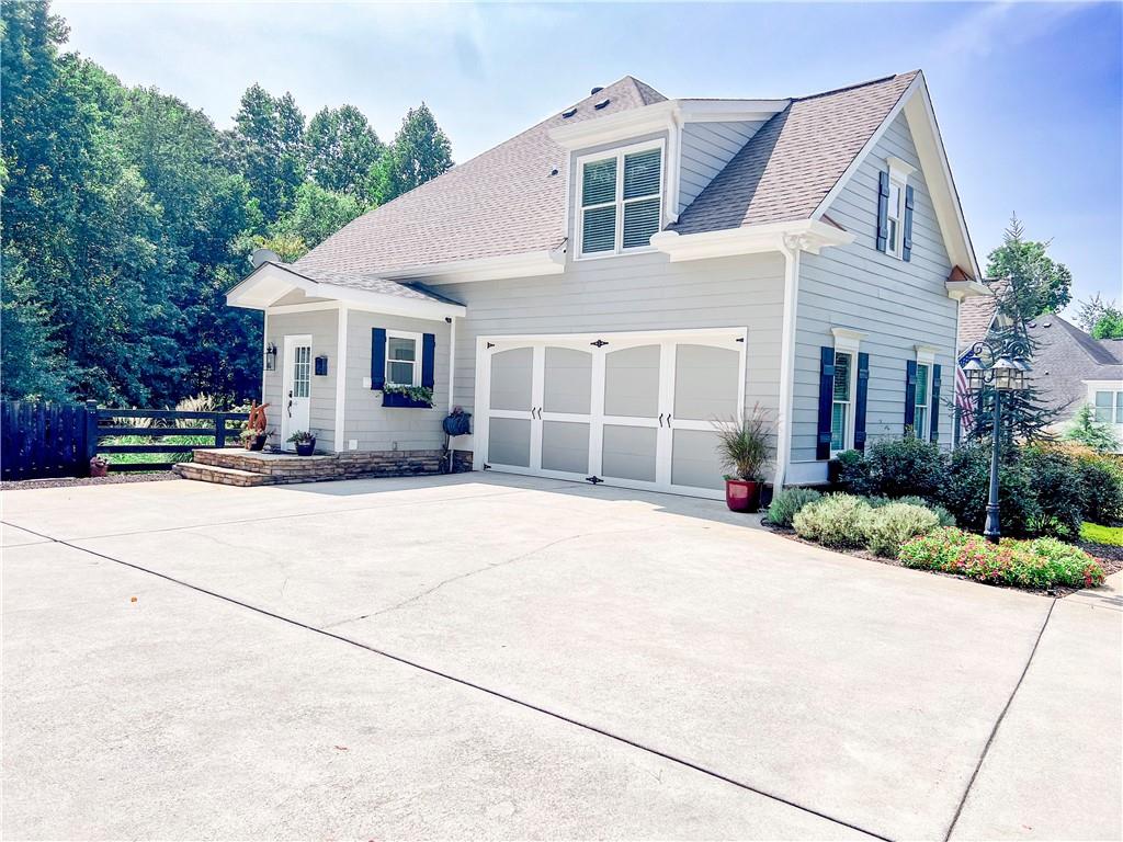 716 Goodson Road