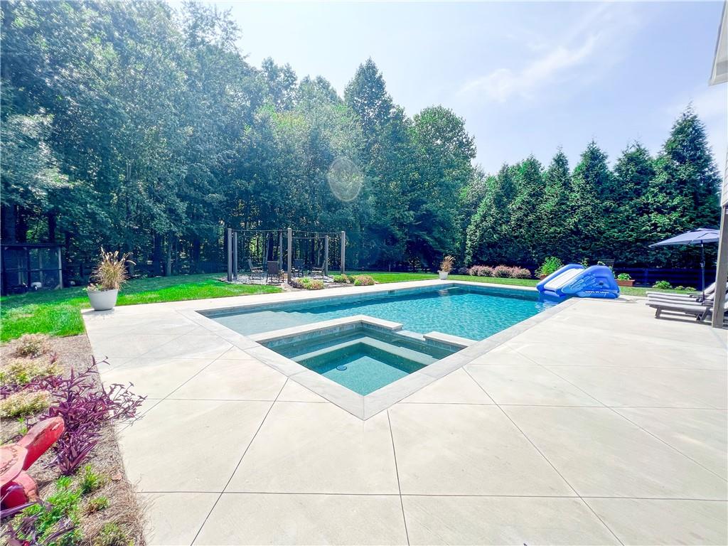 716 Goodson Road