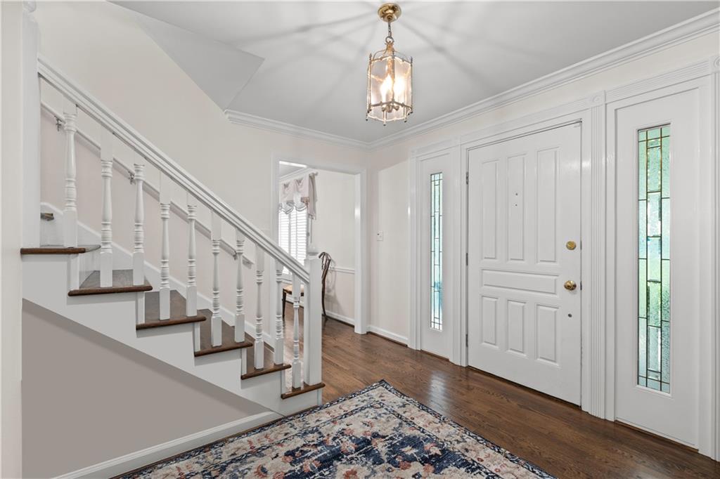 270 AMHERST Court